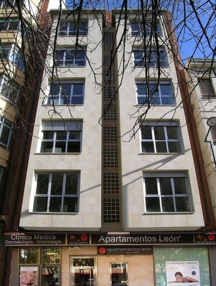 Apartamentos Leon Exterior photo
